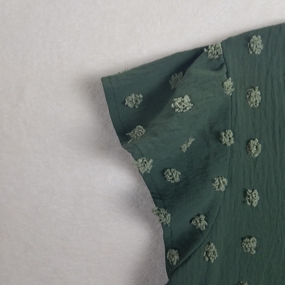 B Brand Women's Dark Green Textured V Neck Flutter Sleeve Top Size L - Picture 4 of 5